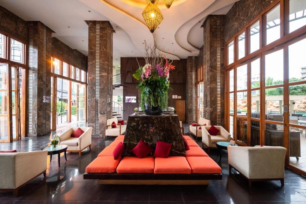 Centara Nova Hotel PattayapropertyviewsLobby5