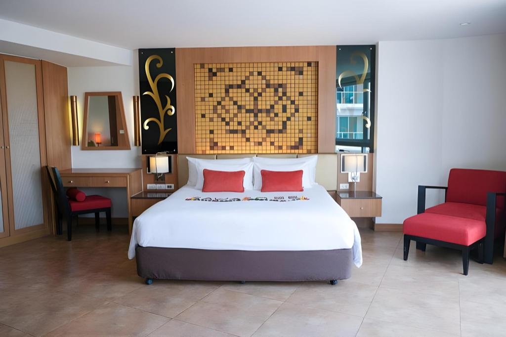 Centara Nova Hotel Pattayaroomsrooms Image 1212
