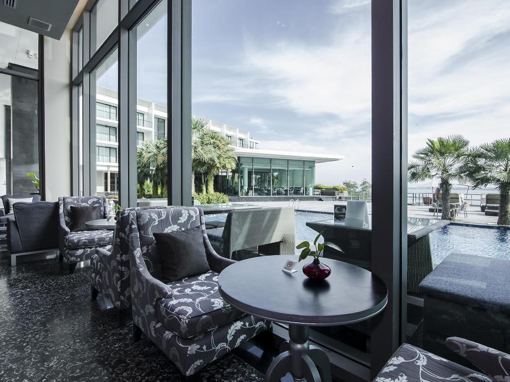 Way Hotel PattayafacilitiesBar36