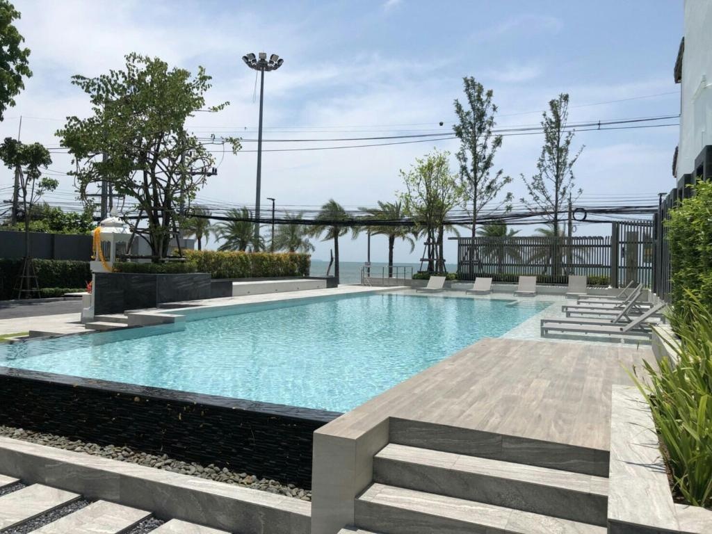 KUNO 2BD New Room Beachfront Jomtien PattayafacilitiesSwimming Pool Outdoor12