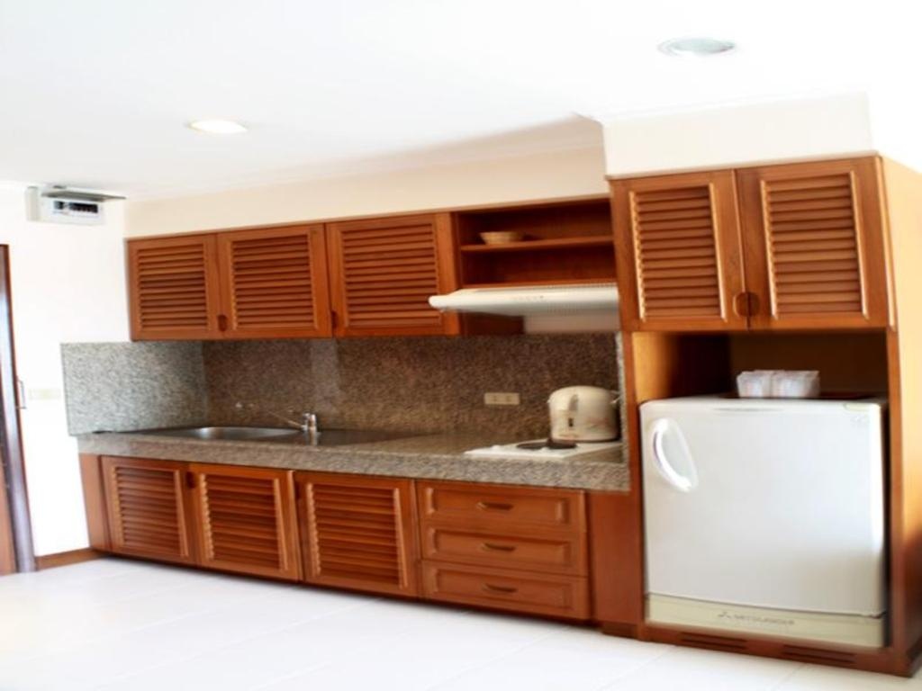 Marika Service ApartmentspropertyviewsInterior View4