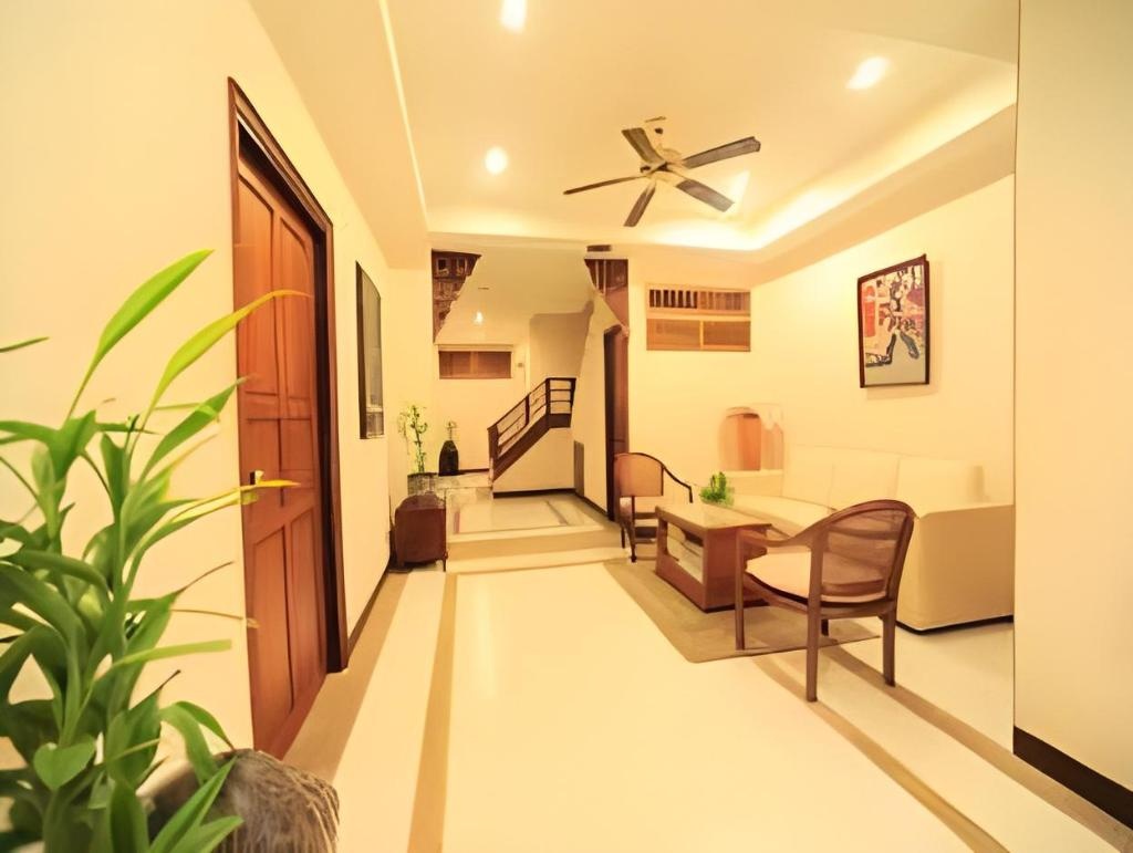 Marika Service ApartmentspropertyviewsLobby2