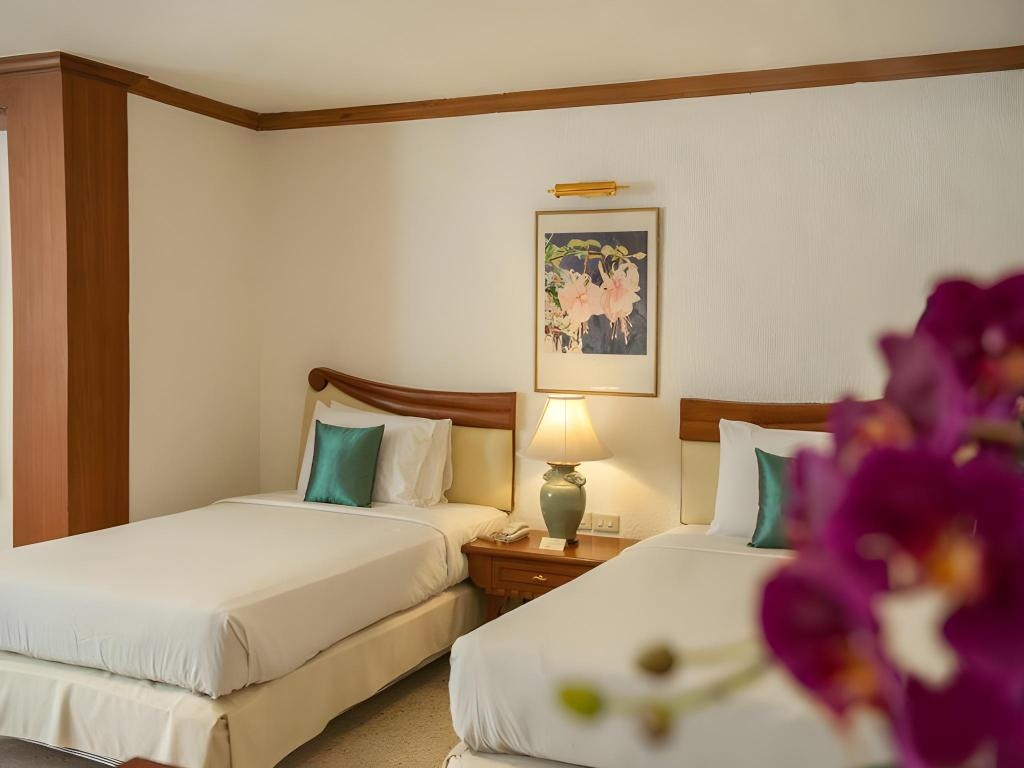 Lido Beach HotelroomsDeluxe Twin Bed19