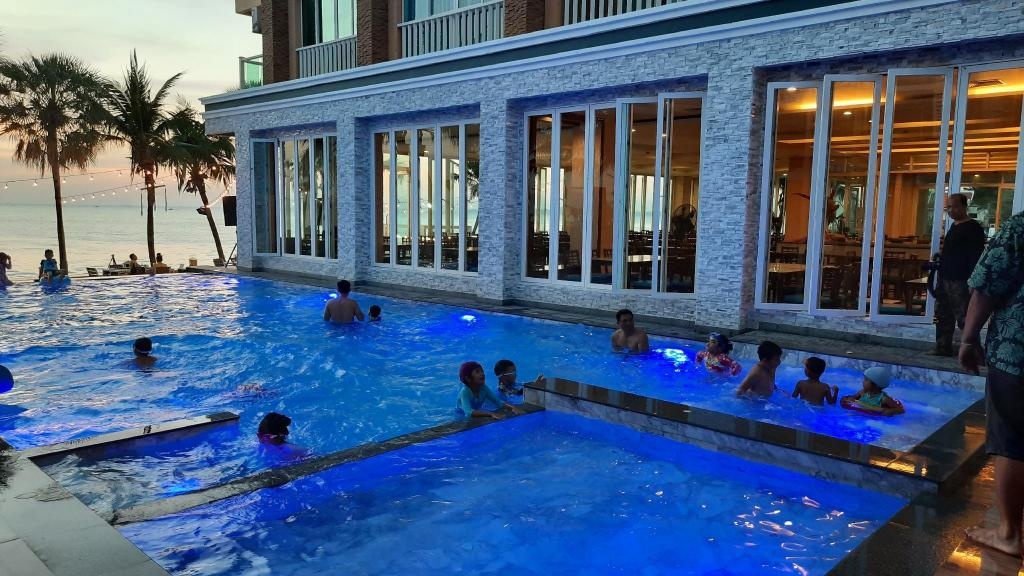 Saisawan Beach Resort PattayafacilitiesSwimming Pool Outdoor9