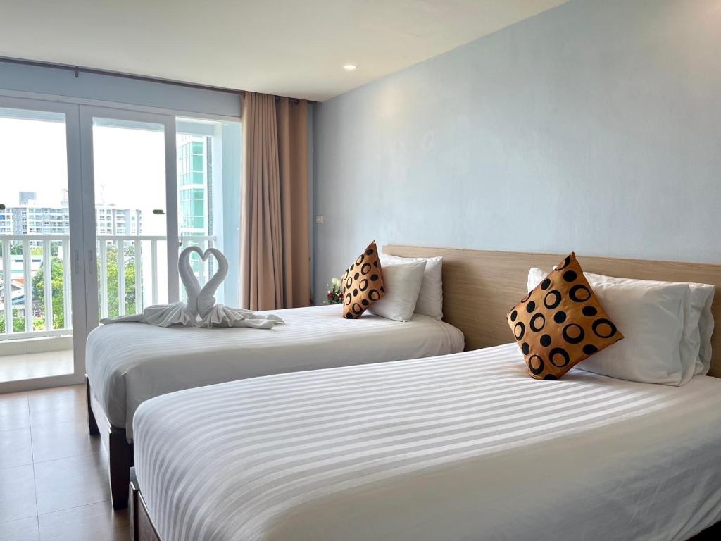 Saisawan Beach Resort Pattayaroomsrooms Image 1414