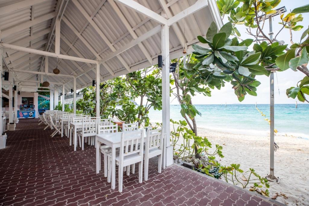 Xanadu Beach Resort Koh LandiningRestaurant1