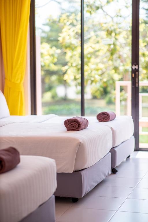 Xanadu Beach Resort Koh Lanroomsrooms Image 66