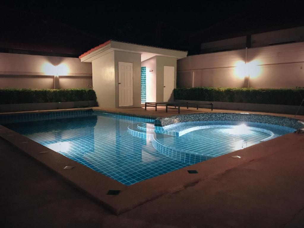 Baan Plub Plung Pool VillafacilitiesSwimming Pool4
