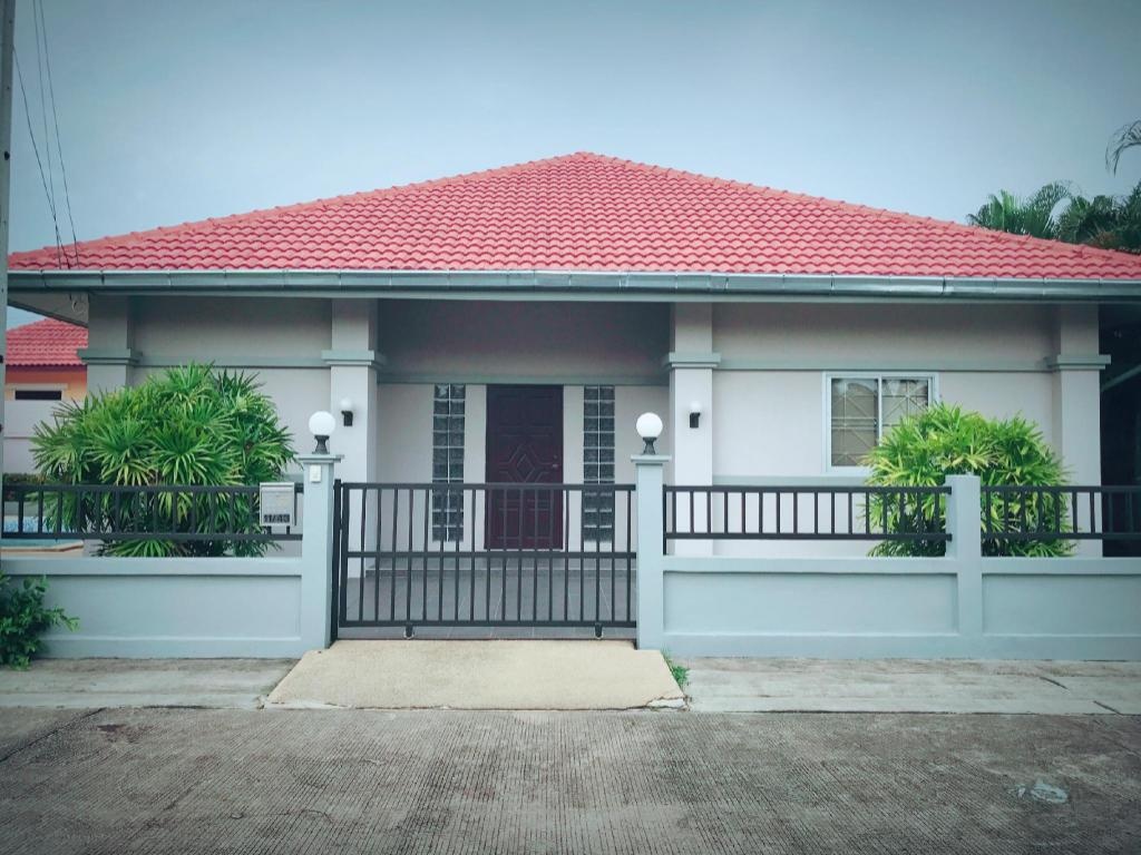 Baan Plub Plung Pool VillapropertyviewsExterior View2