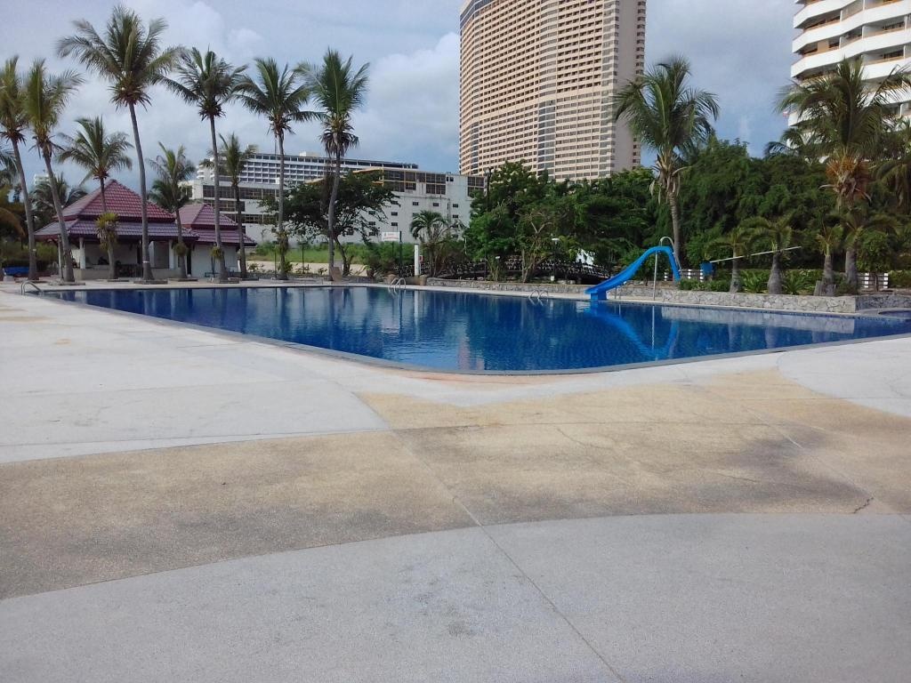 Sunshine Beach Condotel Room 287 By TangfacilitiesSwimming Pool Outdoor4