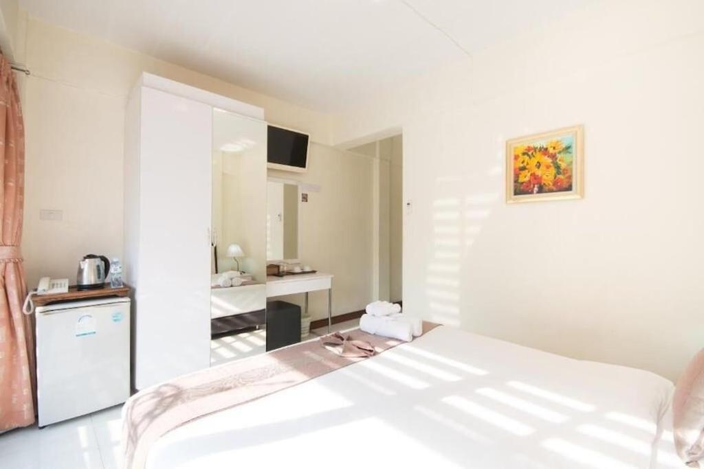 Admire Houseroomsrooms Image 66