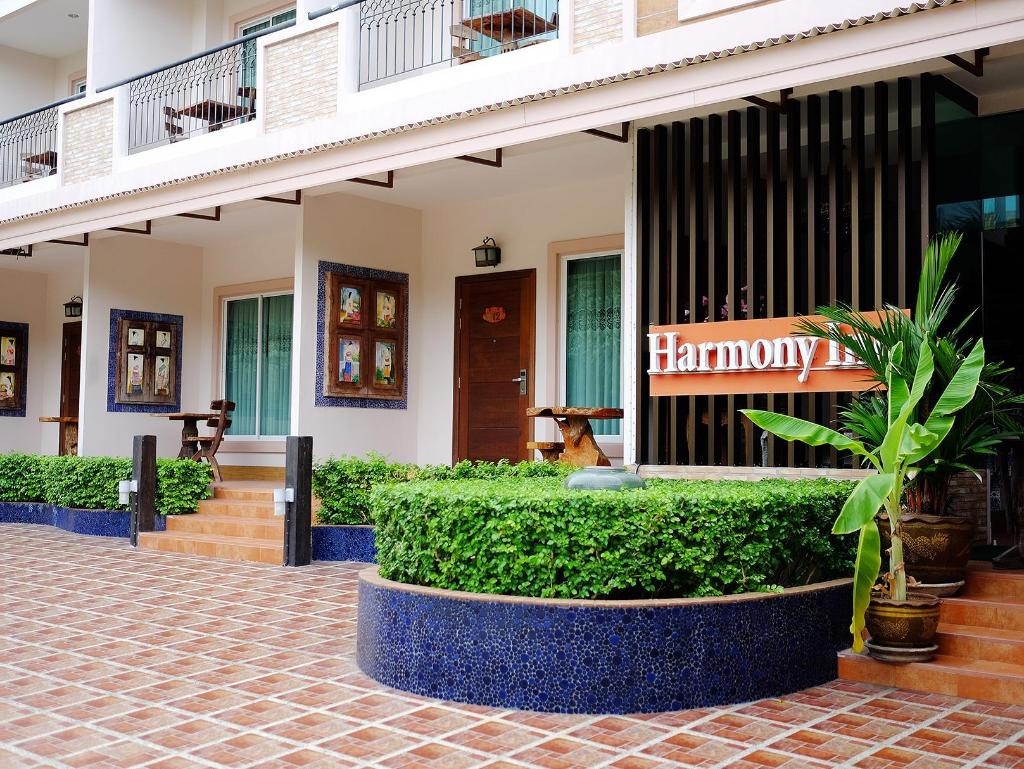 Harmony Inn PattayapropertyviewsEntrance6