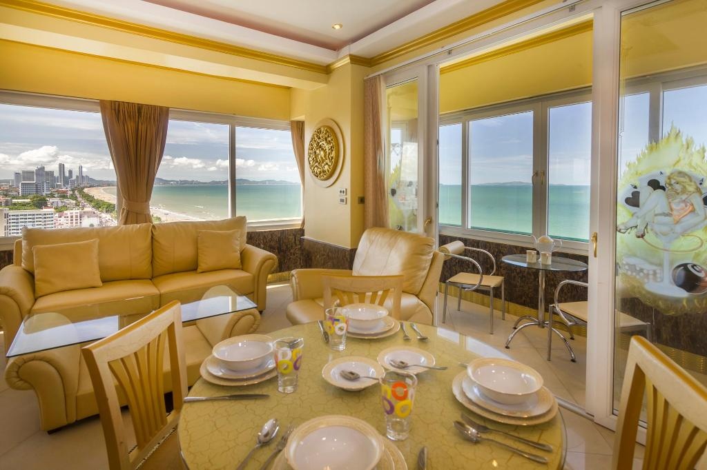 Golden Jomtien Beach Apartment 66 M2 Sea View SHA Extra Plusdiningdining Image 11
