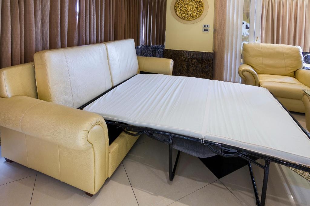 Golden Jomtien Beach Apartment 66 M2 Sea View SHA Extra Plusroomsrooms Image 88