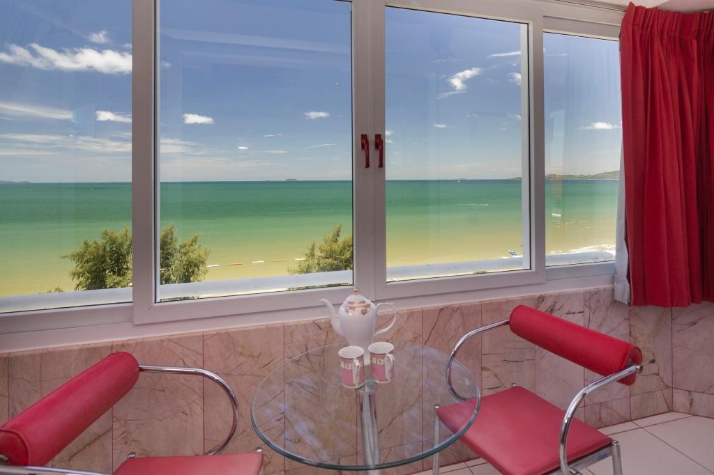 RED Apartment Jomtien Beach Pattaya 66 M2roomsrooms Image 33