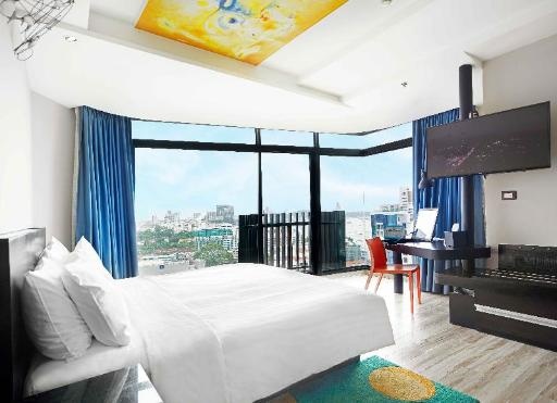 Siam Siam Design Hotel PattayaroomsDeluxe Ocean View 1 King View9