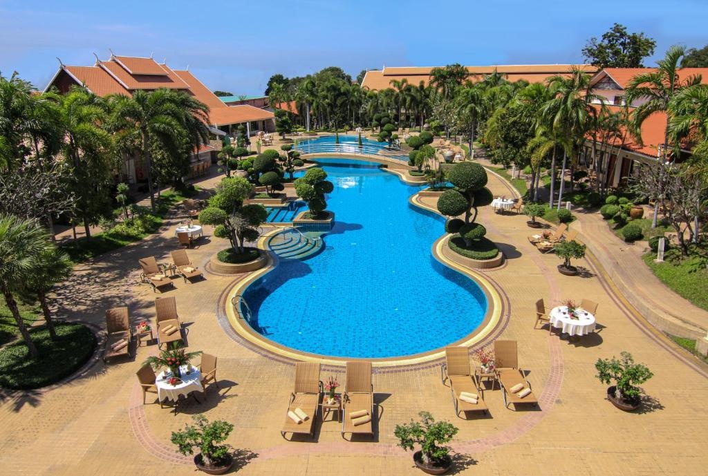 Thai Garden Resort PattayafacilitiesSwimming Pool5