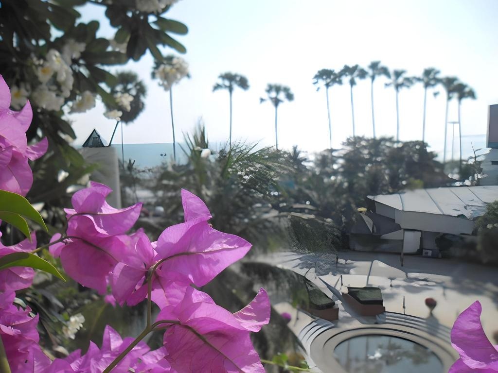 Jomtien PLAZA Condotel Economy Studio 2604 Front View To The Seapropertyviewspropertyviews Image 33