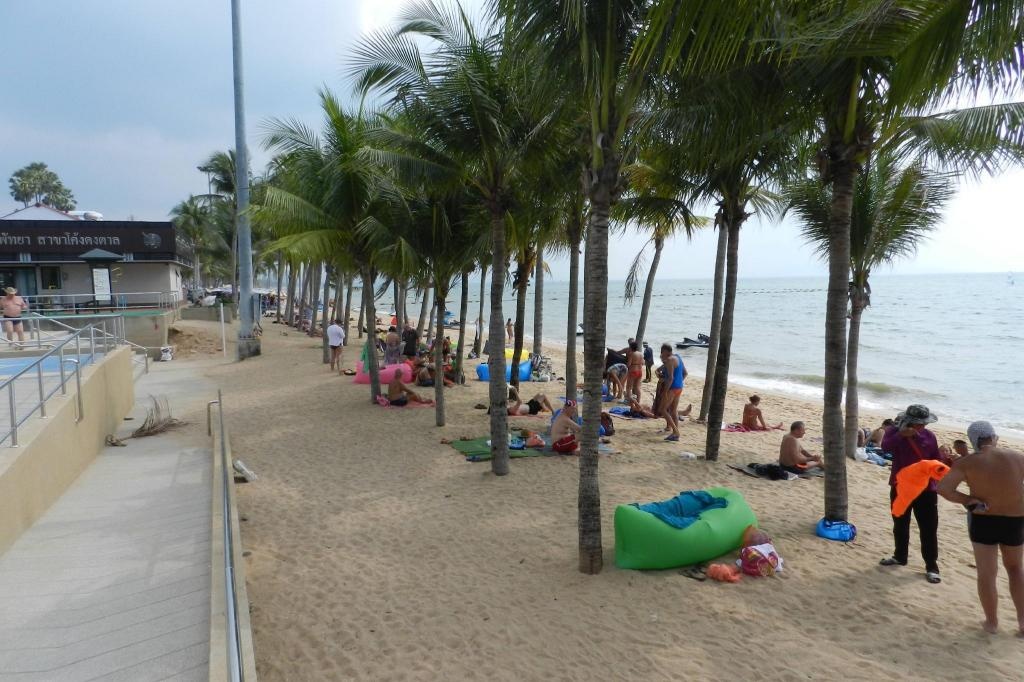 Jomtien PLAZA Condotel Apartment With 1 BedroomfacilitiesBeach26