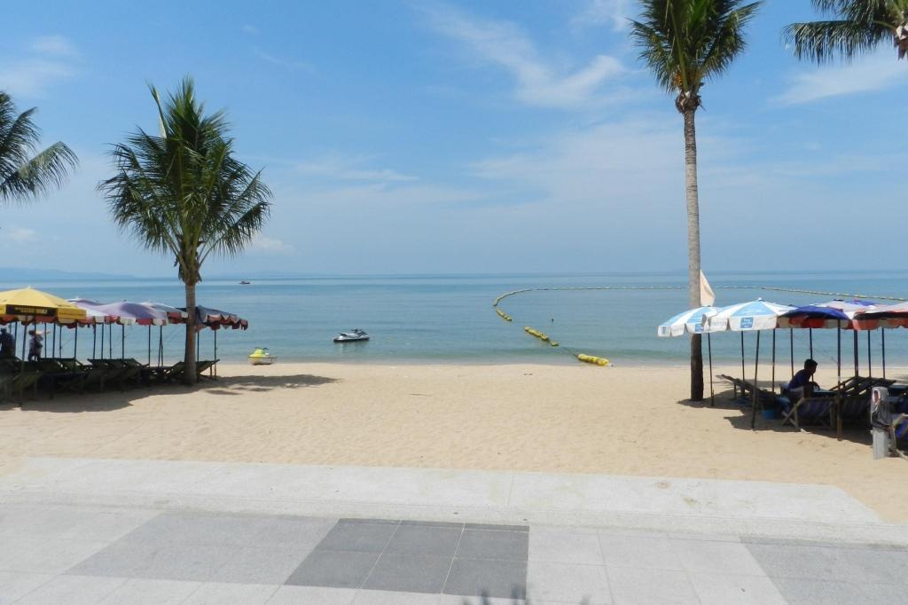 Jomtien PLAZA Condotel Apartment With 1 BedroomfacilitiesBeach4