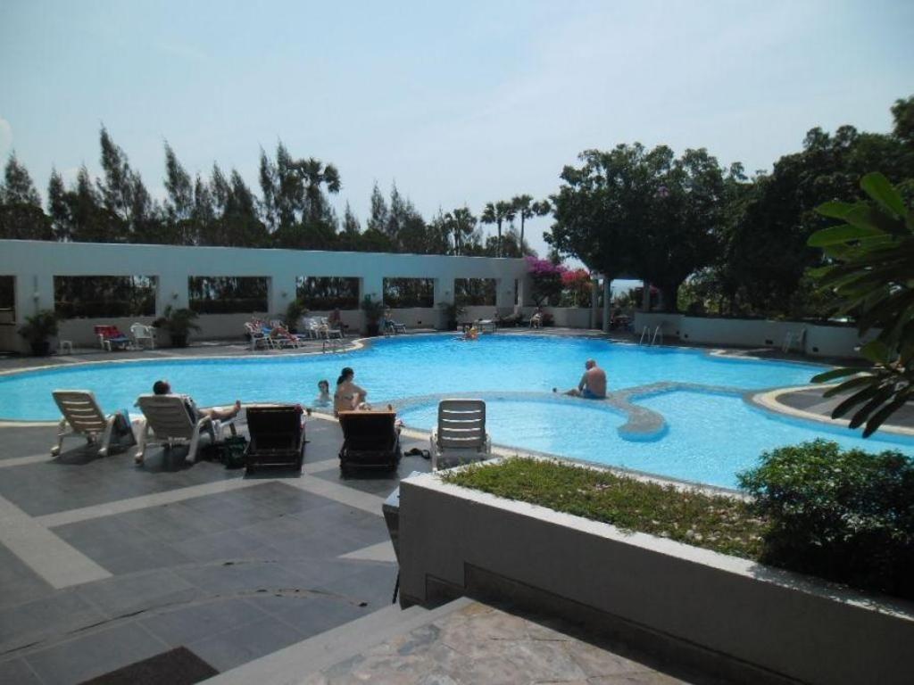 Jomtien PLAZA Condotel Apartment With 1 BedroomfacilitiesSwimming Pool13