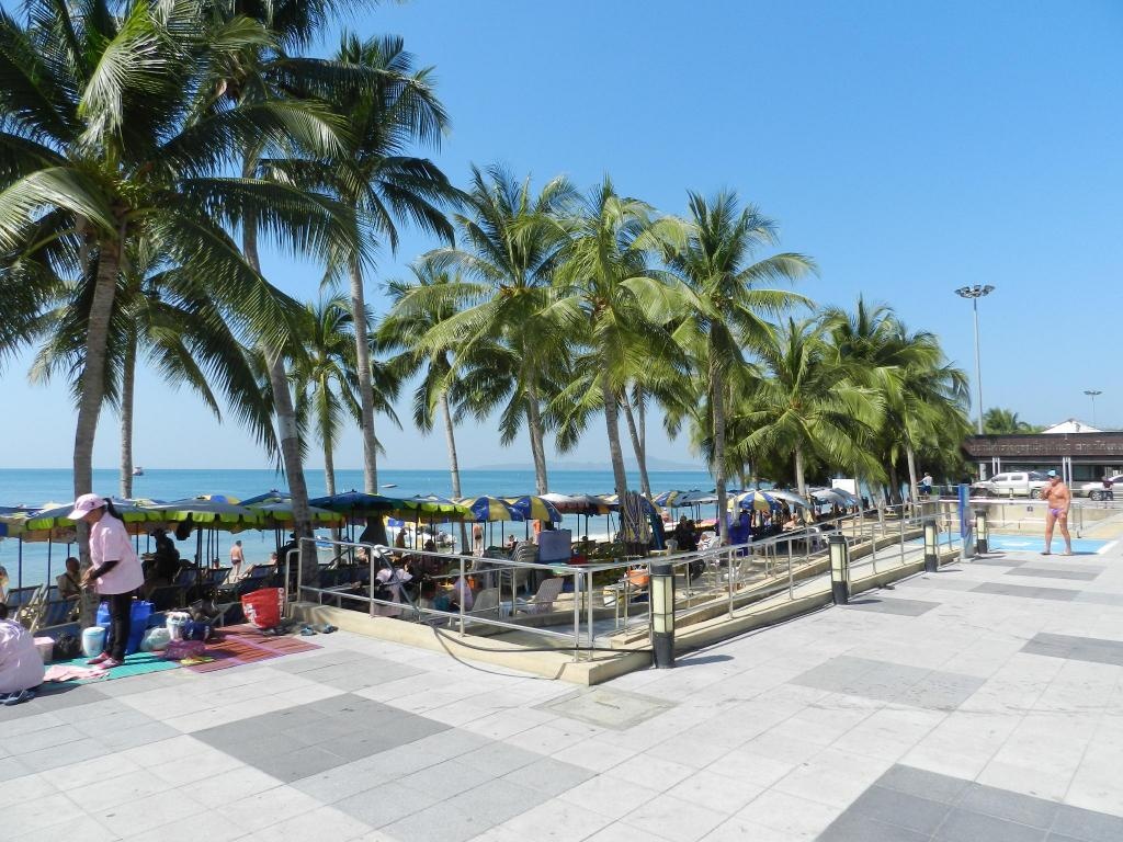 Jomtien PLAZA Condotel Studio 1510facilitiesBeach3