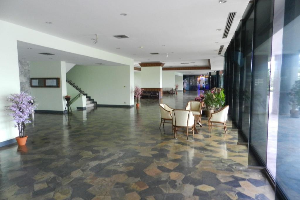 Jomtien PLAZA Condotel Studio 11 04propertyviewsLobby4