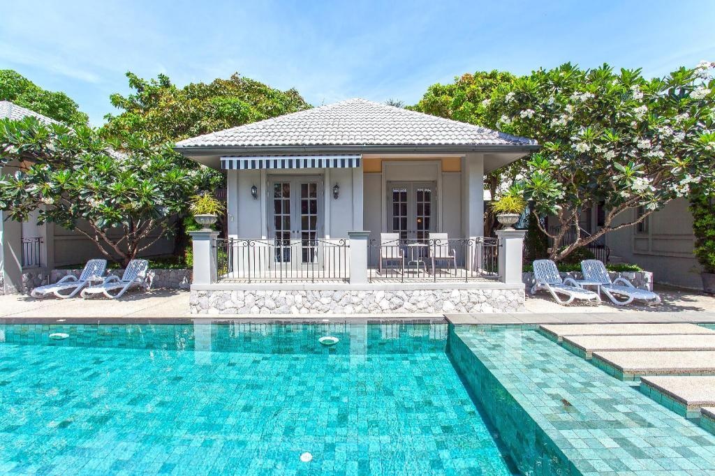 Pattaya Retreat Villas 9BR 2km To BeachfacilitiesSwimming Pool20