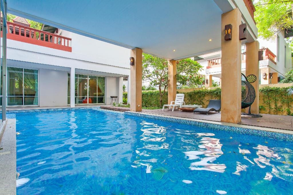 Nagawari 8 Luxury 6BR Pool Villa In Na JomtienfacilitiesSwimming Pool7