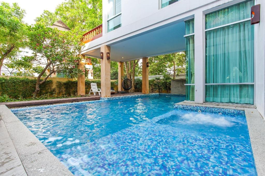 Nagawari 8 Luxury 6BR Pool Villa Near BeachfacilitiesSwimming Pool11