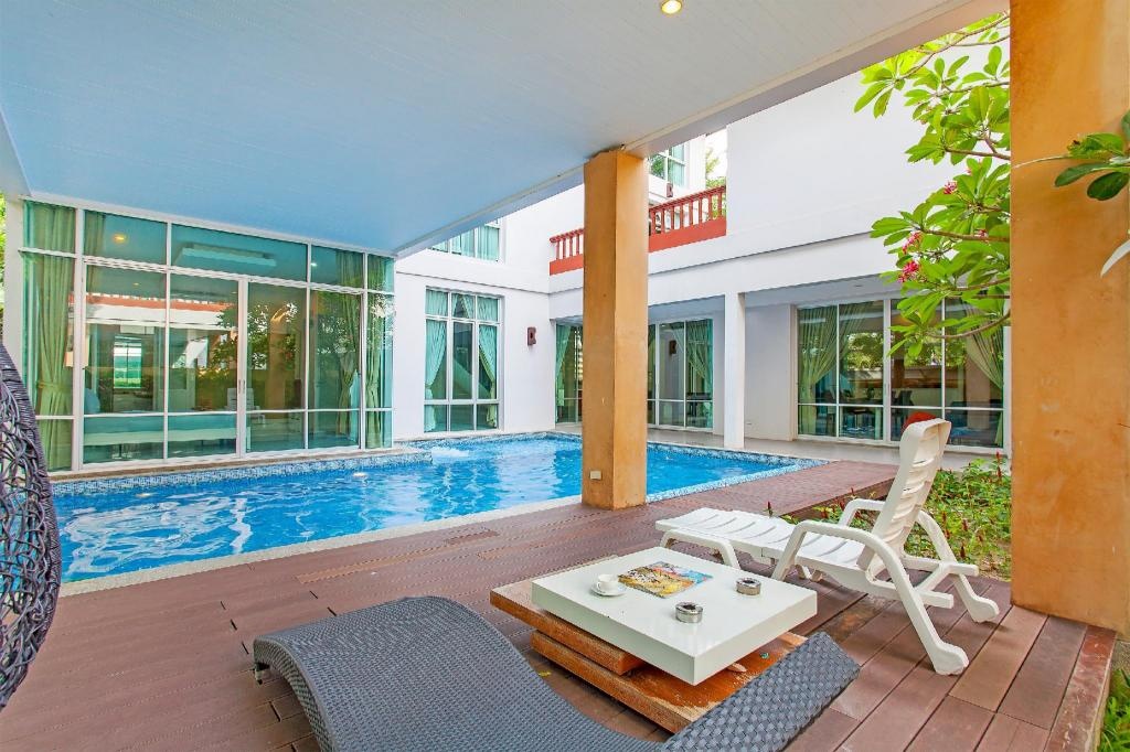 Nagawari 9 Villa 6BR Sleeps 18 W Pool Near BeachfacilitiesSwimming Pool9