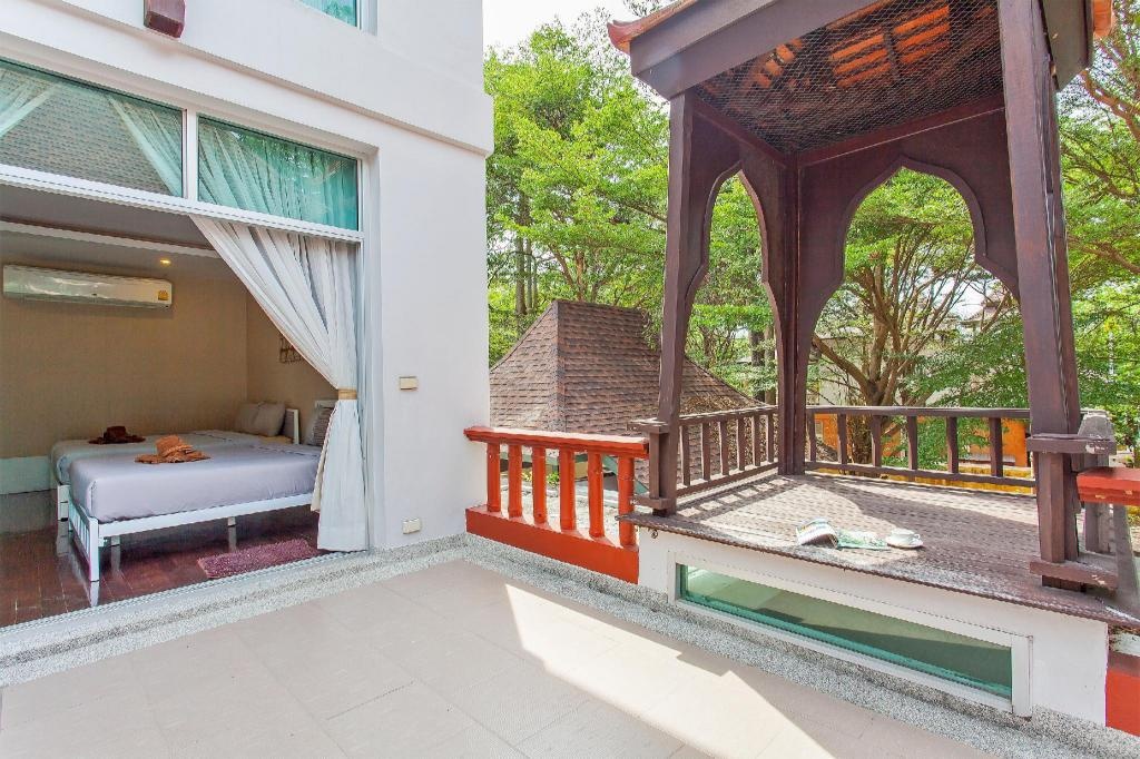Nagawari 9 Villa 6BR Sleeps 18 W Pool Near BeachpropertyviewsInterior View3