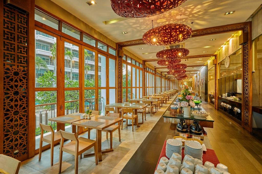 Welcome World Beachfront ResortdiningRestaurant4