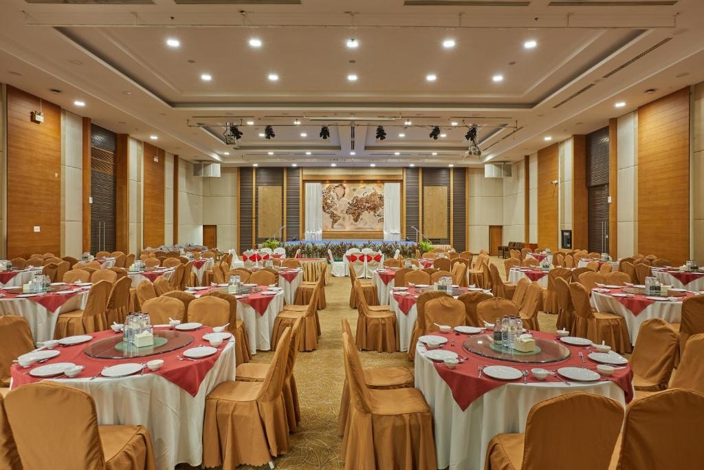 Welcome World Beachfront ResortfacilitiesBanquet Hall16