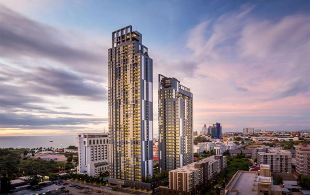 1BR Downtown Centric Sea By Pattaya Holidaypropertyviewspropertyviews Image 22