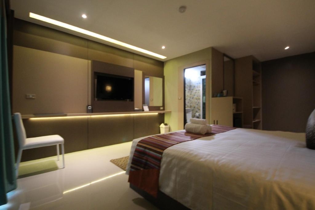 ROOMS REPUBLIC PATTAYAroomsExecutive King Bed10