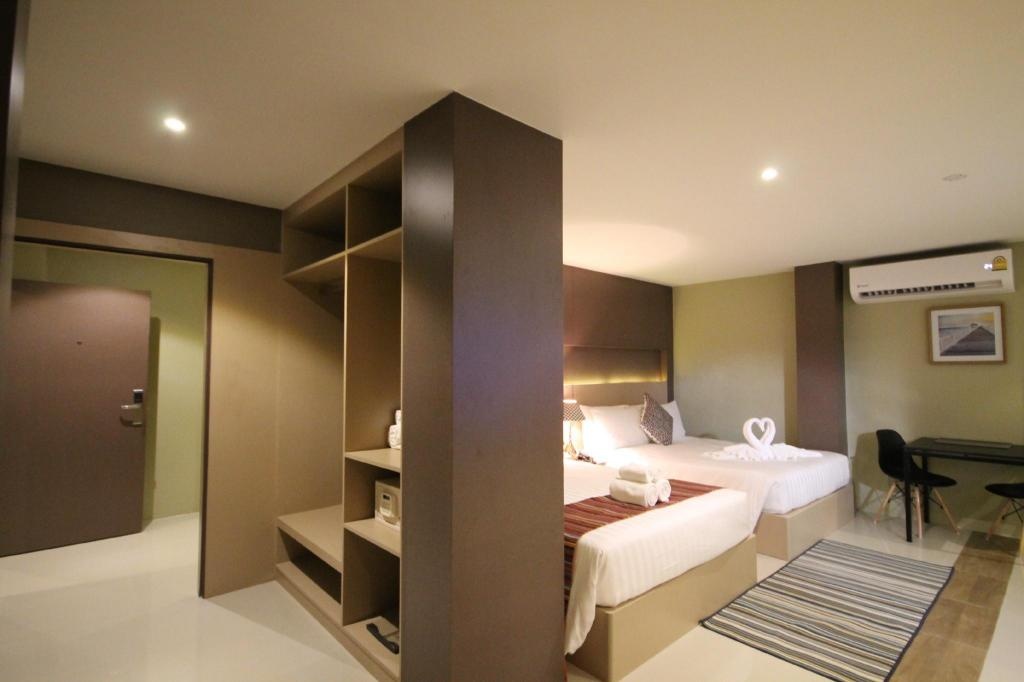 ROOMS REPUBLIC PATTAYAroomsExecutive Suite Room Plan9