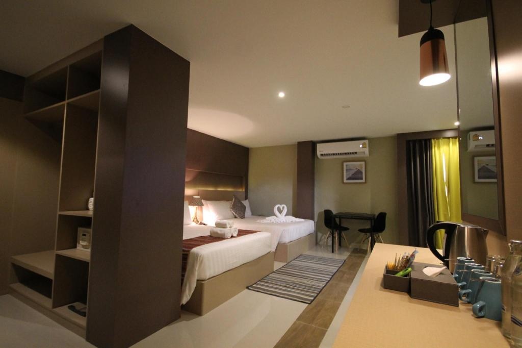 ROOMS REPUBLIC PATTAYAroomsFamily Suite Room Plan1