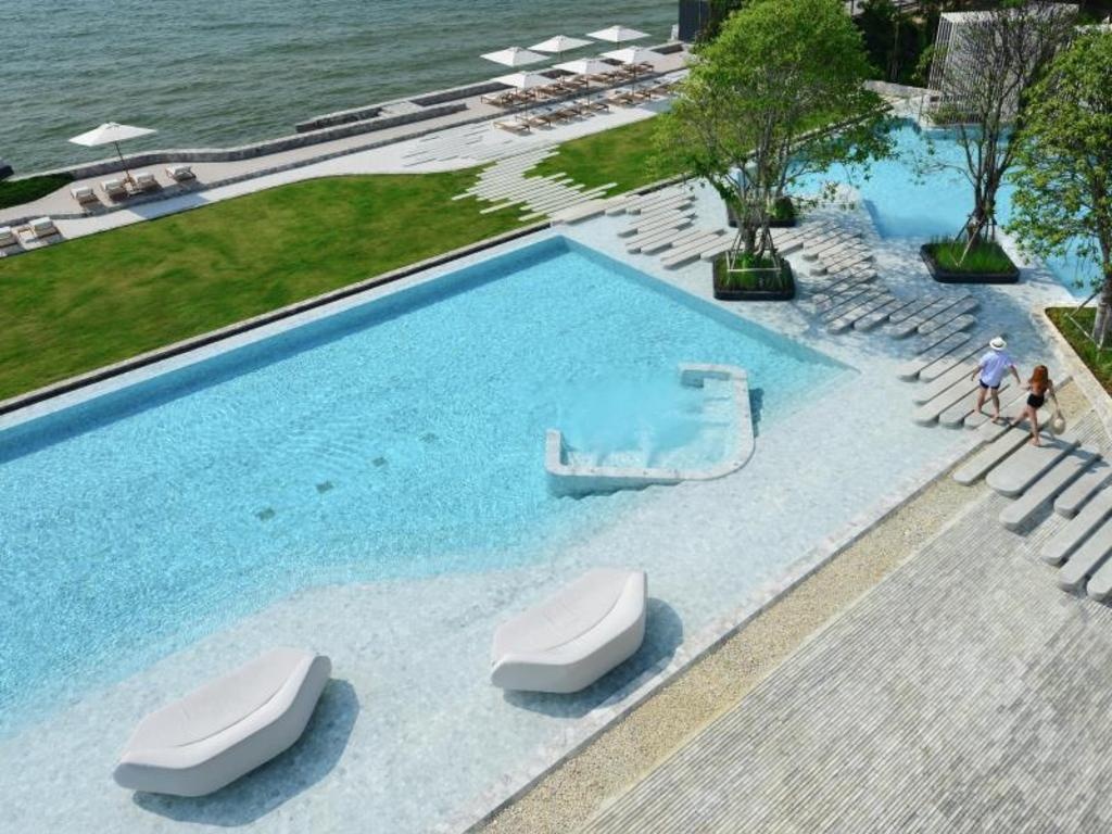 Veranda Resort Pattaya MGalleryfacilitiesSwimming Pool Outdoor8
