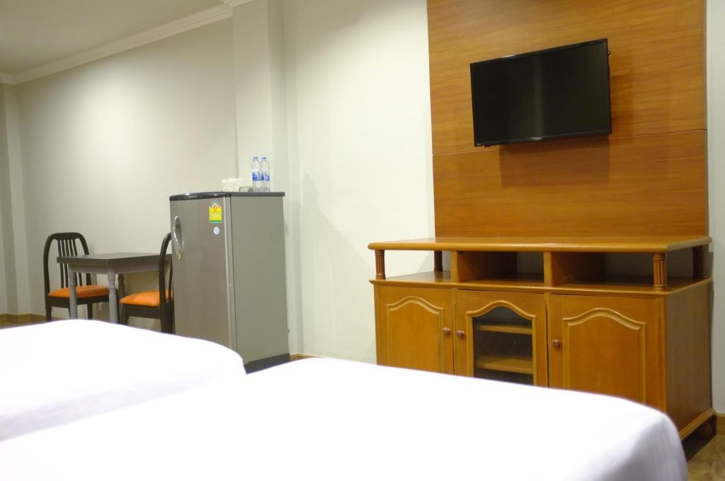 The Perfect North Pattaya HotelroomsSuperior Room Bed10