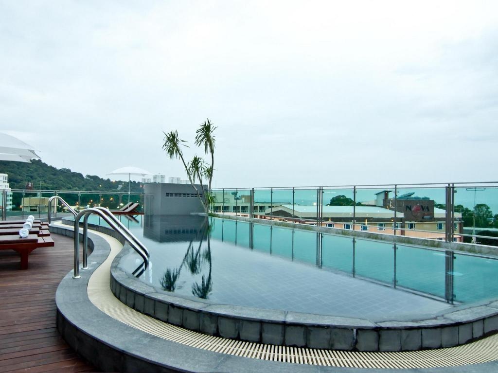 The Sun Xclusive HotelfacilitiesSwimming Pool10