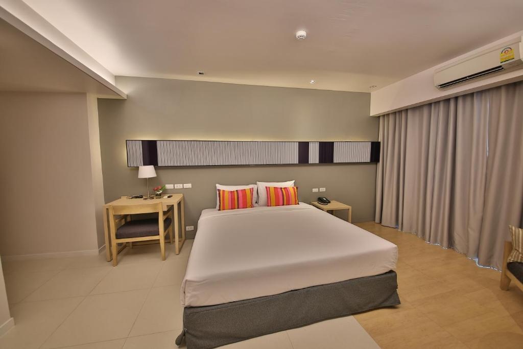 The Sun Xclusive Hotelroomsrooms Image 2020