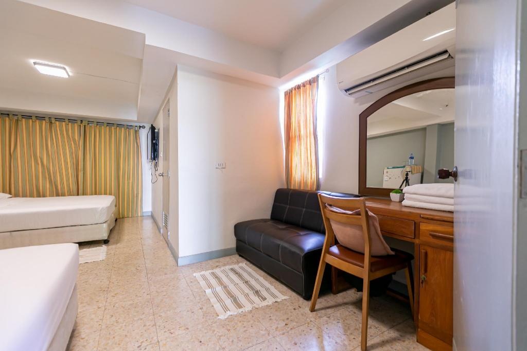 Wong Amat HouseroomsFamily Room Room Plan9