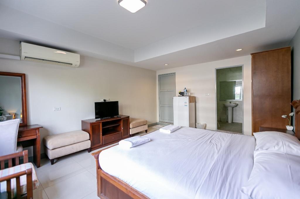 Wong Amat HouseroomsSuperior Room Bed7