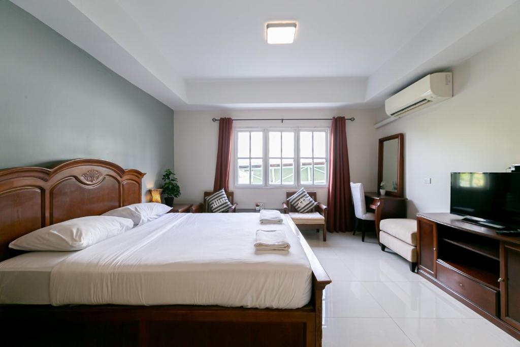 Wong Amat Houseroomsrooms Image 11
