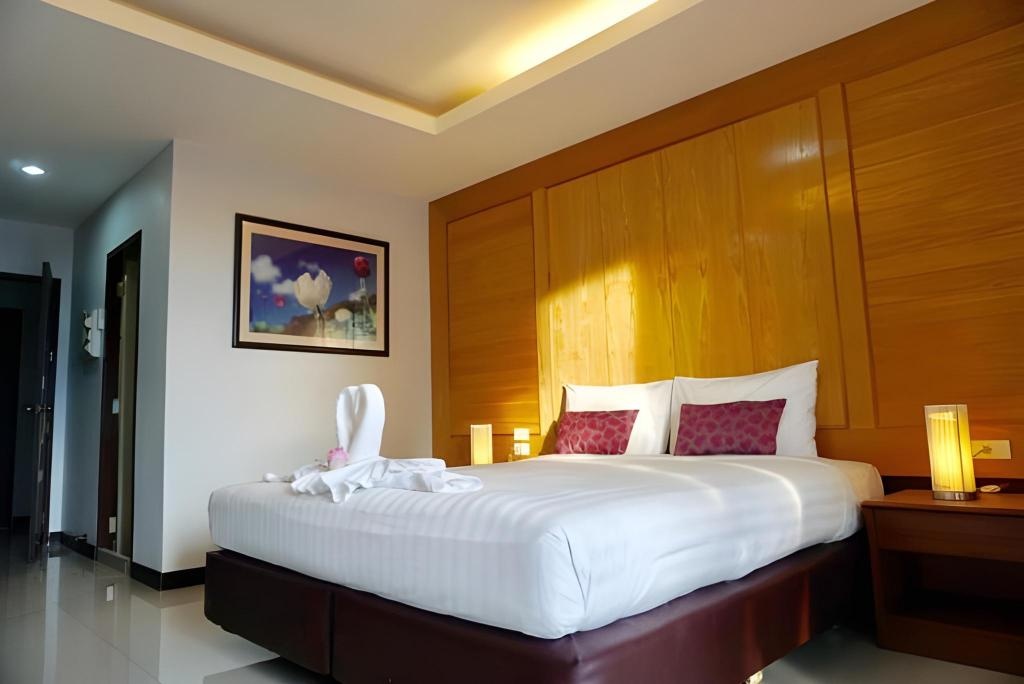 Suppamitr Villa HotelroomsDeluxe Double Room Room Plan3