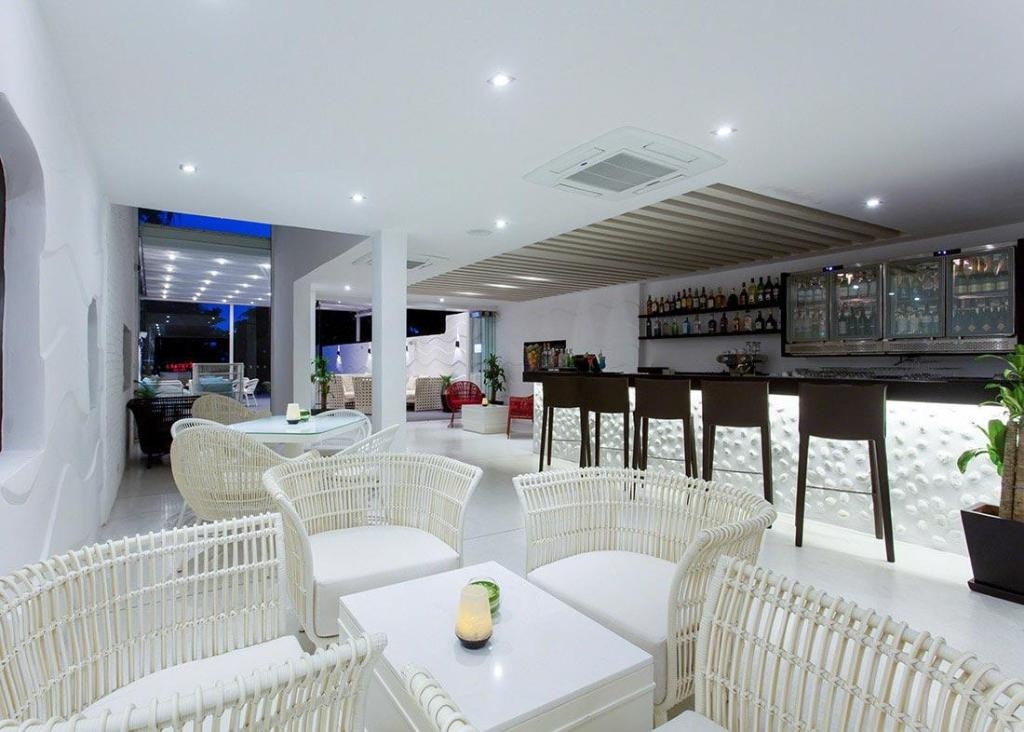 Grand Phratamnak PattayadiningRestaurant7