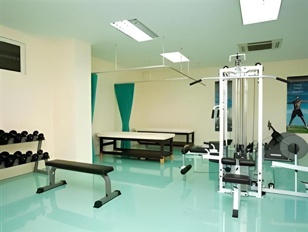 Emerald Palace Serviced ApartmentfacilitiesFitness Center14