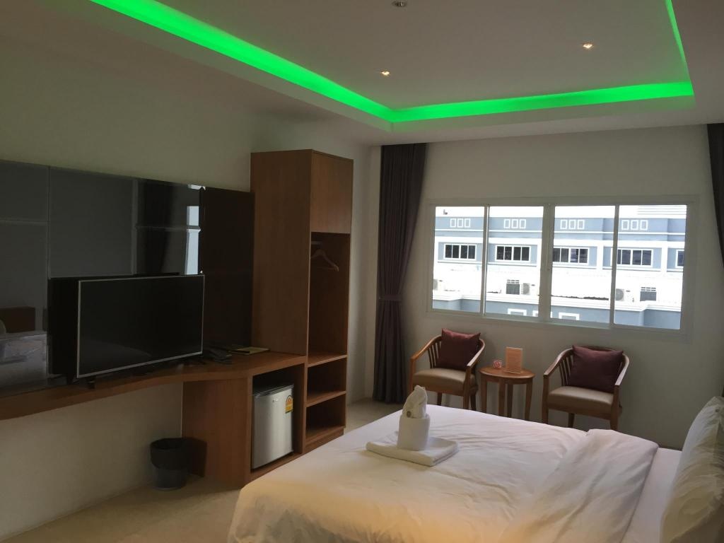 Picasso Hotel 24inn In Central Pattayaroomsrooms Image 11