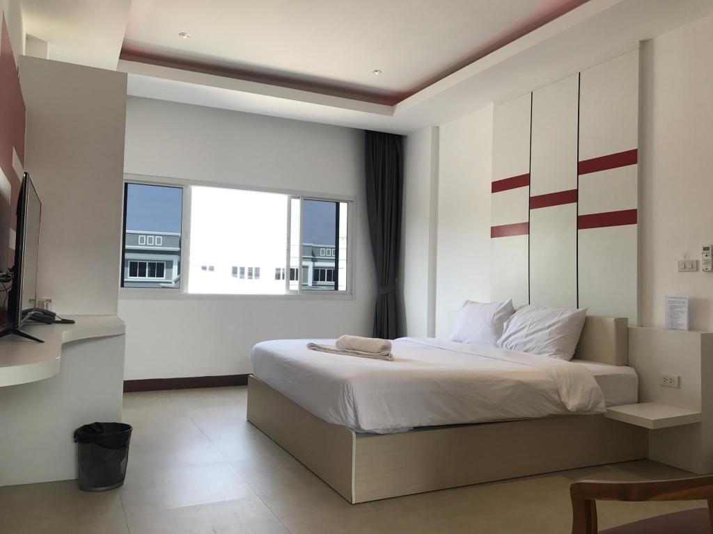 Picasso Hotel 24inn In Central Pattayaroomsrooms Image 33